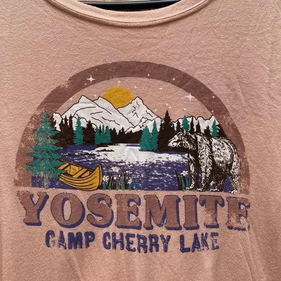 ANTHROPOLOGIE - Retro Yosemite TShirt - Picture 3 of 7